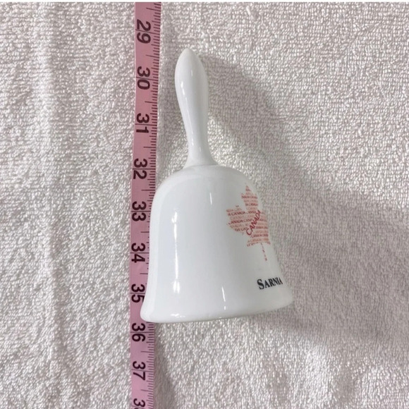 Vintage White Red Sarnia Ceramic Souvenir Bell - Picture 10 of 10
